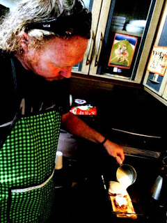  https://www.withlocals.com/experience/special-cooking-class-traditional-family-recipes-3be67c01/ 