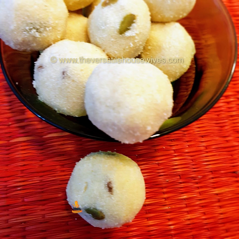 Sooji Ladoo