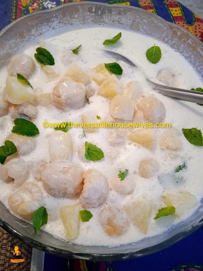 Lychees With Coconut Cream