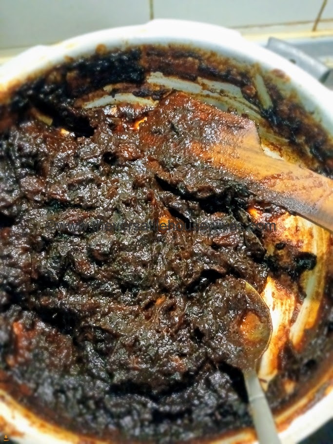 Apple Date Chutney